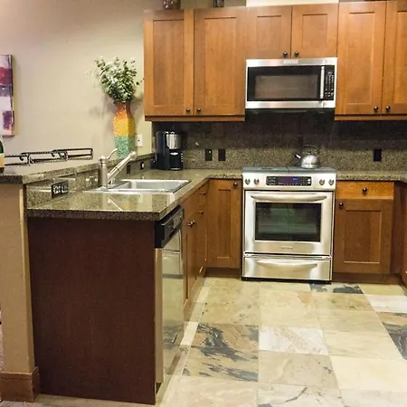 Catamount 407C Apartment